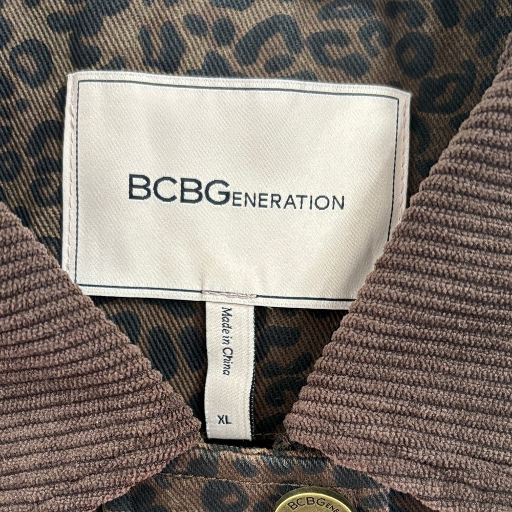 BCBGeneration Leopard Print barn Jacket size XL N… - image 6